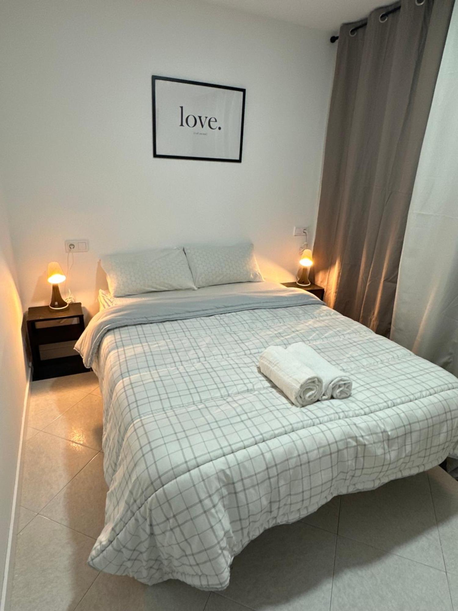 Rooms Mediavilla Madrid Exteriör bild